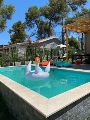Belle villa 3 chambres refaite à neuf avec Piscine privée